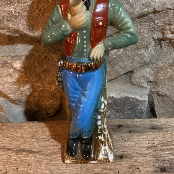 VTG. 1950s MCM Cowboy Figure. Porcelain/Ceramic. 11in. - Picture 5 of 11